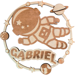 Plaque prénom astronaute personnalisée en bois – motif astronaute et planètes