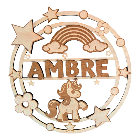 Plaque prénom personnalisée en bois avec licorne, arc-en-ciel, fleurs et étoiles