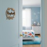 Plaque prénom en bois personnalisée thème marin fixée sur porte de chambre enfant
