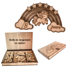 Pancarte en bois arc-en-ciel licorne personnalisée avec prénom et plaquettes interchangeables.