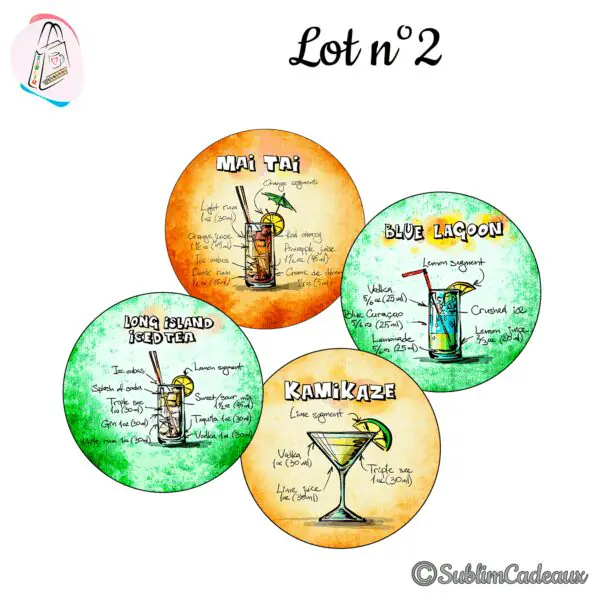 Quatre dessous de verre ronds à cocktails dessinés et recettes annotées, fonds orange et vert aquarelle