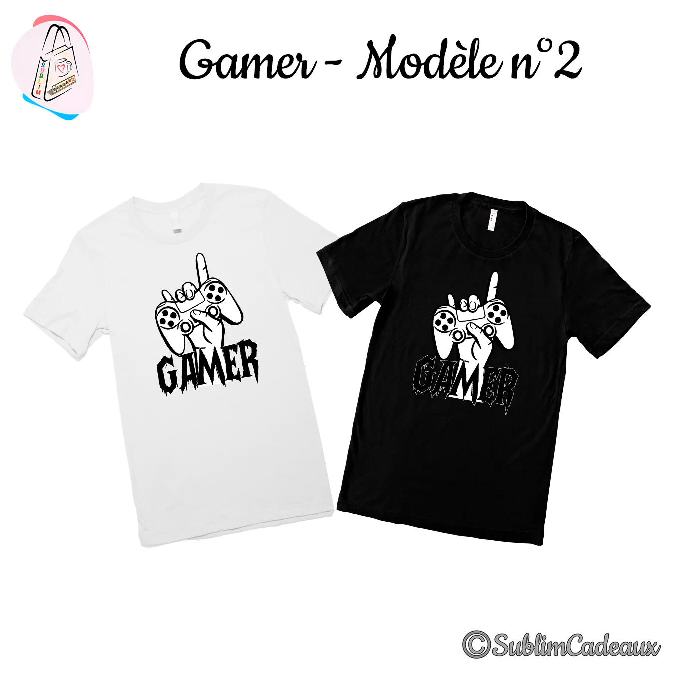 Sur tee-shirts blanc et noir, main tenant une manette de jeu et mot GAMER en lettres gothiques imprimés