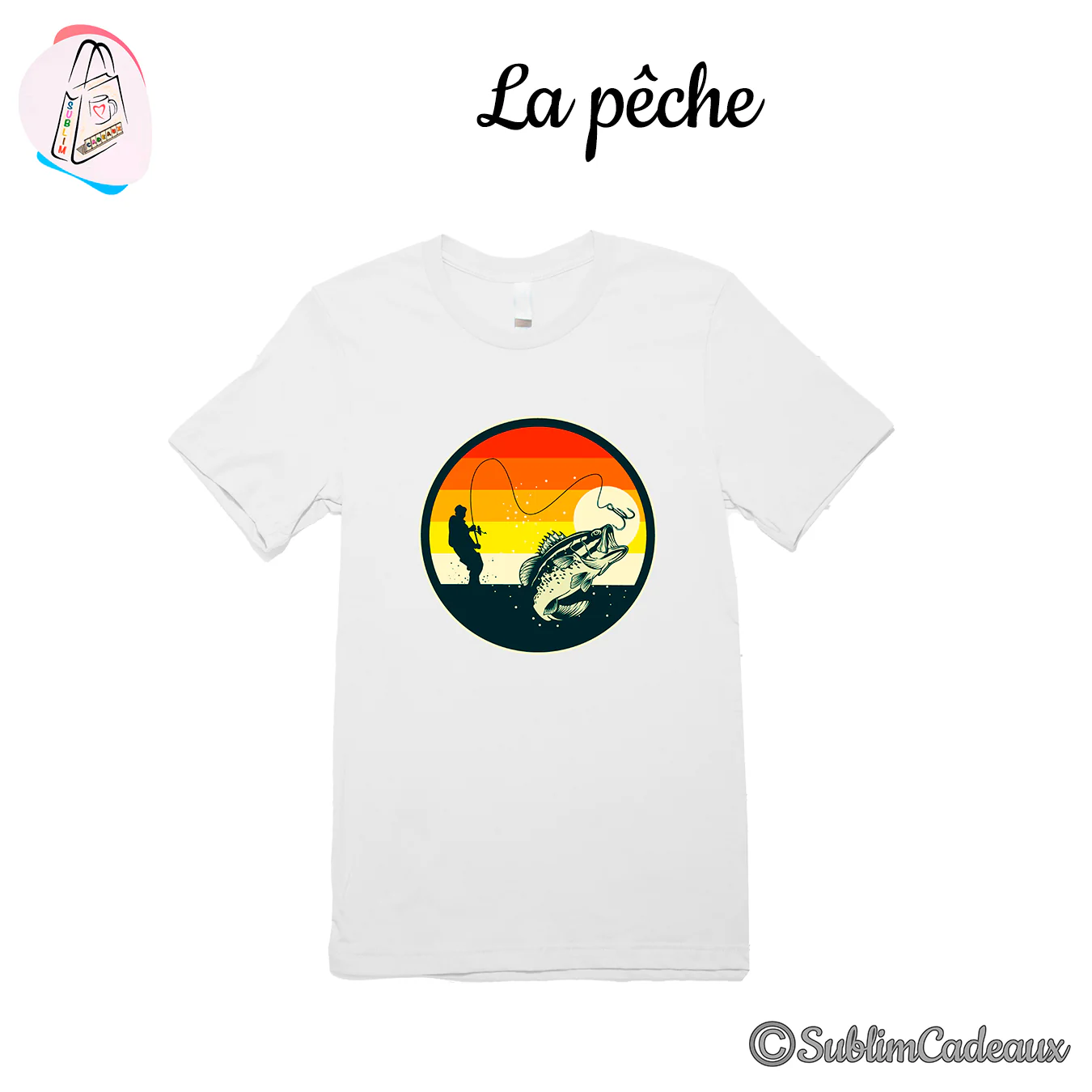 Tee-shirt blanc orné d'un médaillon rétro : pêcheur en silhouette et gros poisson bondissant