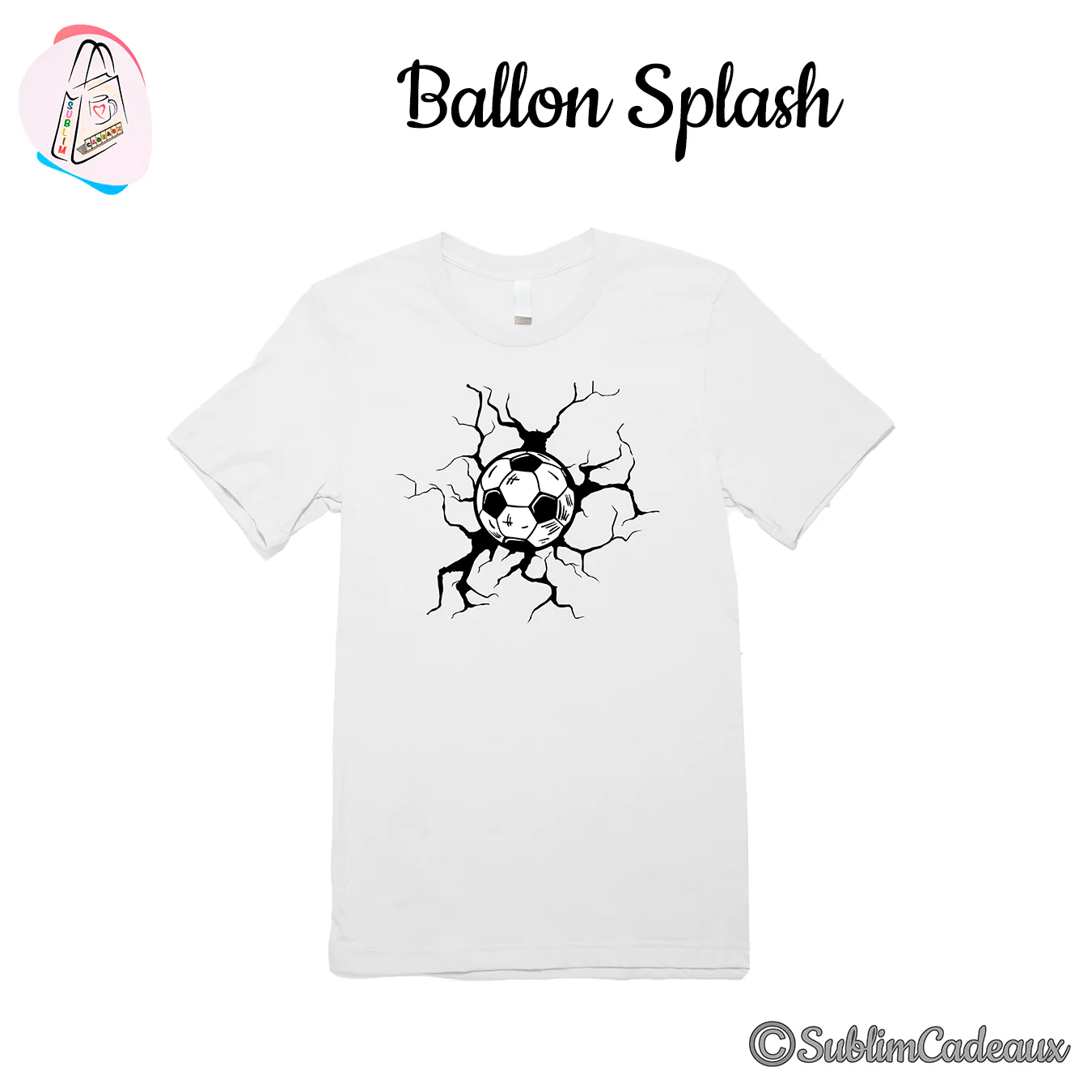 Tee-shirt blanc imprimé d'un ballon de football noir et blanc traversant un mur fissuré