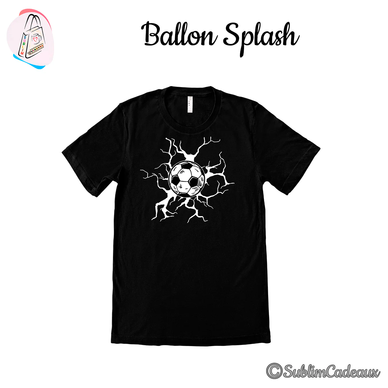 Ballon de football surgissant d'un mur fissuré, imprimé en blanc sur un tee-shirt noir
