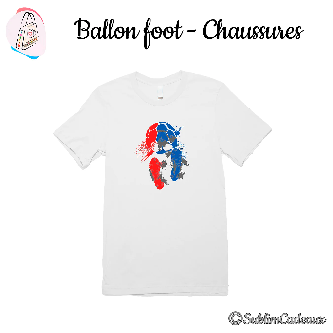 Tee-shirt blanc imprimé d'un ballon et d'empreintes de chaussures à crampons en rouge et bleu