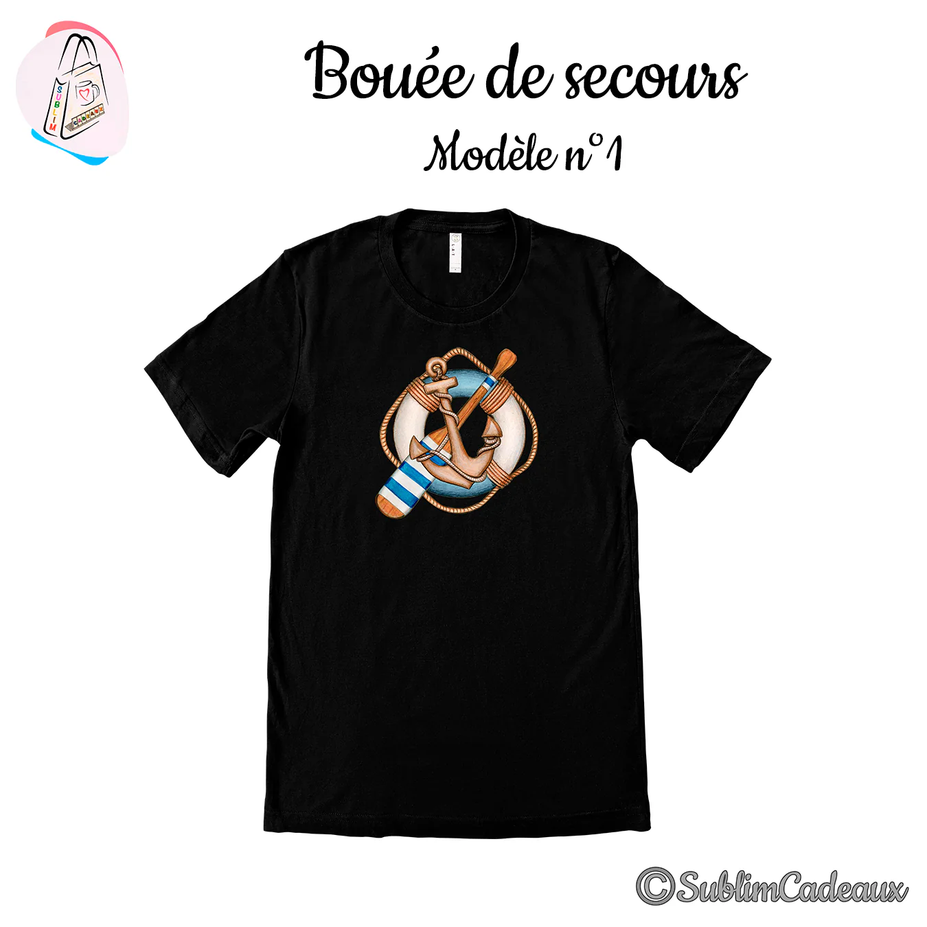 Motif marin sur un tee-shirt noir : bouée de sauvetage, ancre et rame dans les tons bleu et beige