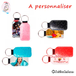 Porte-clés à paillettes roses, noires, bleues et rouges ornés de photos imprimées, présentés en assortiment
