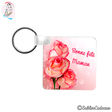 Porte-clés carré imprimé de roses roses et du texte Bonne fête Maman sur fond rose