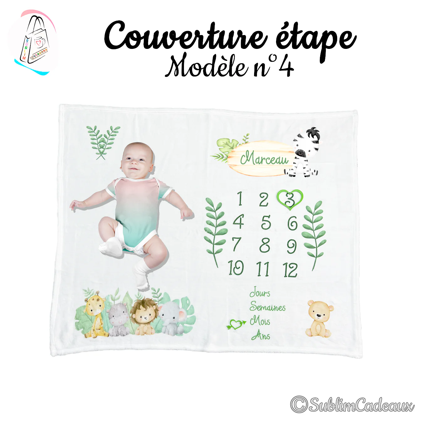 Couverture étape blanche à motifs savane: girafe, lion, éléphant et zèbre, feuillages verts et chiffres 1 à 12