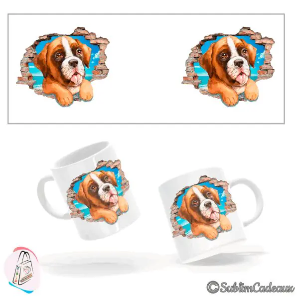 Mug blanc en céramique, chiot boxer fauve et blanc imprimé, jaillissant d'un mur de briques brisé face à la plage