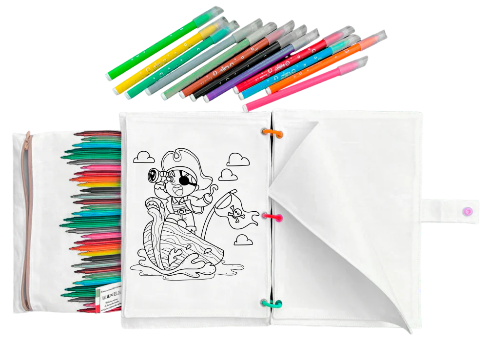 Livre de coloriage lavable en tissu, dessin d'un pirate à la longue-vue à colorier, avec ses feutres et sa pochette