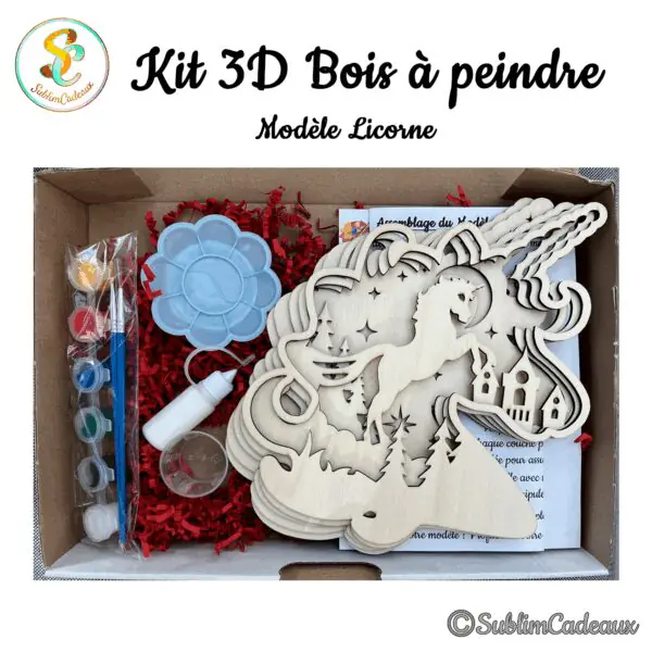 Coffret loisir créatif en bois à peindre, licorne cabrée découpée au laser parmi étoiles et château, peinture fournie