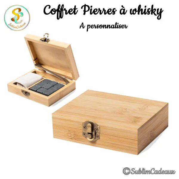 Coffret en bambou clair garni de pierres à whisky grises, d'une pince et d'une pochette, à personnaliser