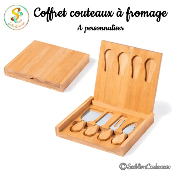 Coffret à fromage en bambou clair formant planche, avec quatre couteaux rangés, à personnaliser par gravure