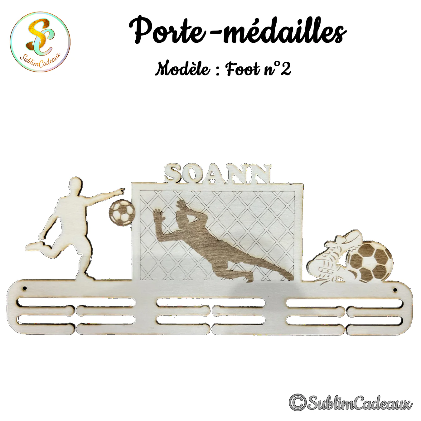 Porte-médailles en bois découpé, footballeur, gardien plongeant et prénom à personnaliser, avec rails pour les médailles