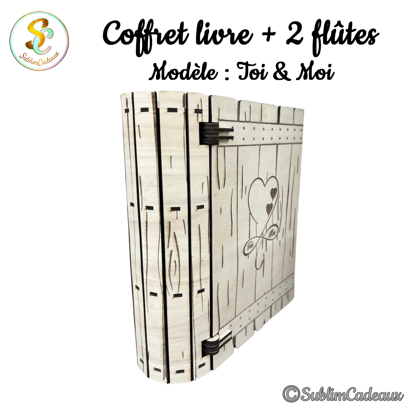 Coffret livre en bois fermé, dos à lattes et couvercle gravé d'un cœur avec motif infini, vue en angle