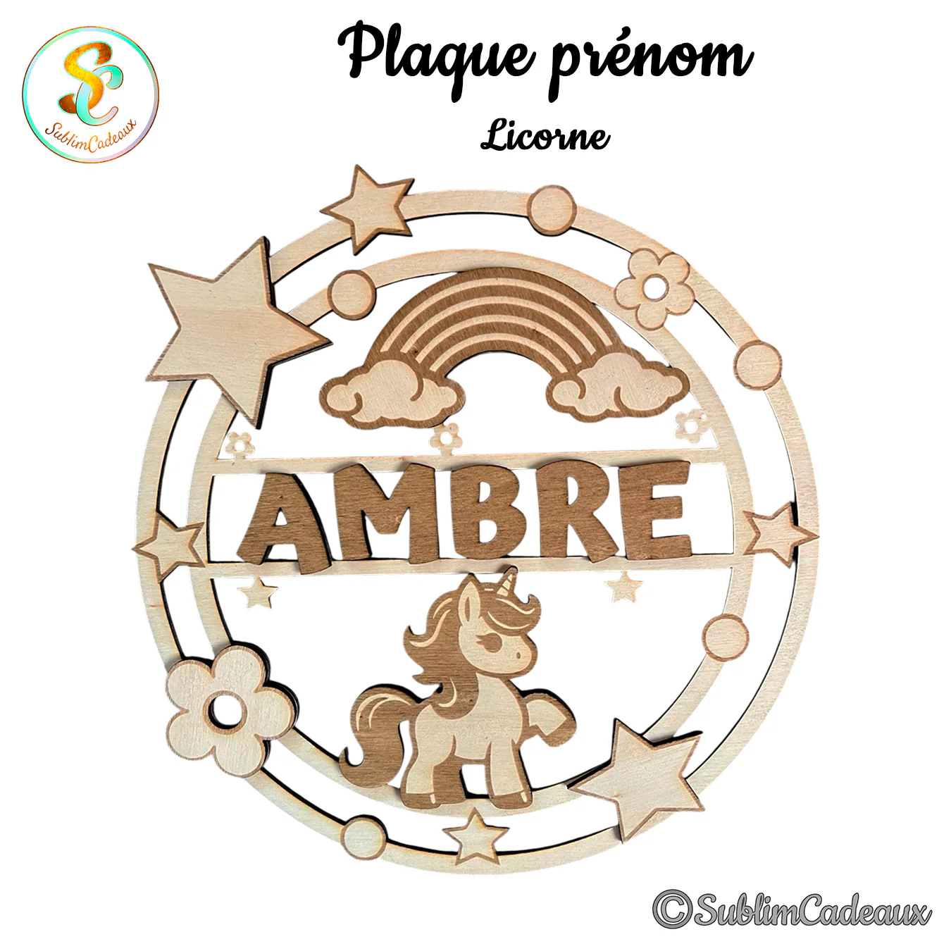 Plaque prénom en bois découpé thème licorne, arc-en-ciel, nuages, étoiles et fleurs, prénom à personnaliser