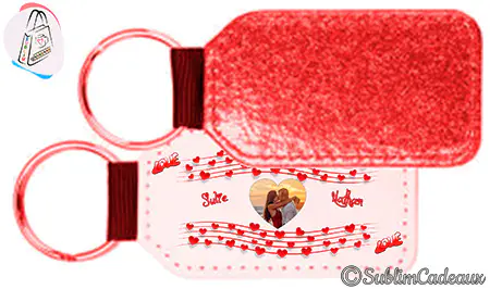 Porte-clés rectangulaire à paillettes rouges, photo d'un couple dans un cœur et petits cœurs imprimés