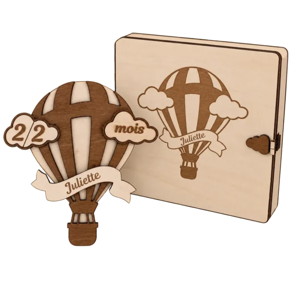 Cartes étapes bébé en bois personnalisées – Montgolfière